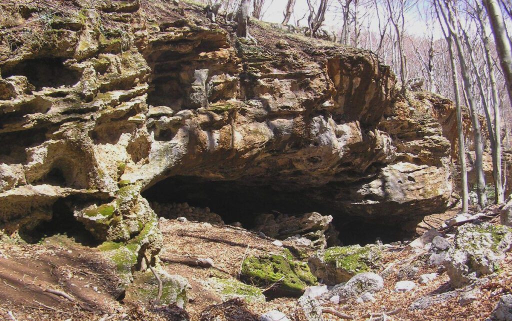 Park Narodowy Paklenica, jaskinie