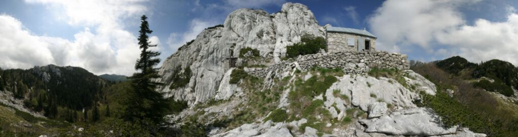 Velebit, schronisko